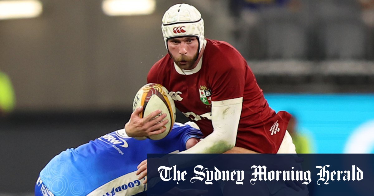 Jibes from the Australian annunciator is no concern of captain Maroon