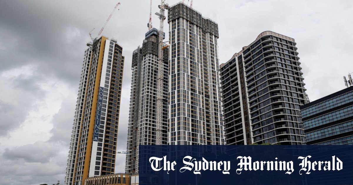 Sydney gas ban an 'overtap', says Premier Chris Minnns, but developers like