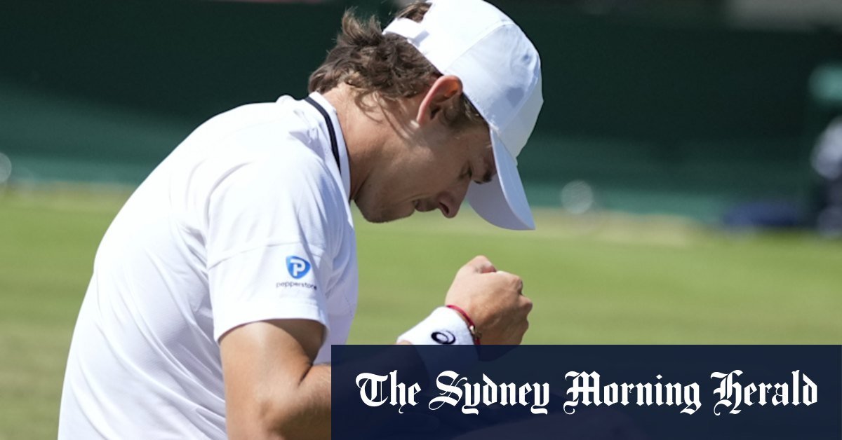Because Alex de minaur is back to England Club has discarded with doubts after the last year's injury. released drawing; schedule; where to look; Novobovic Novok