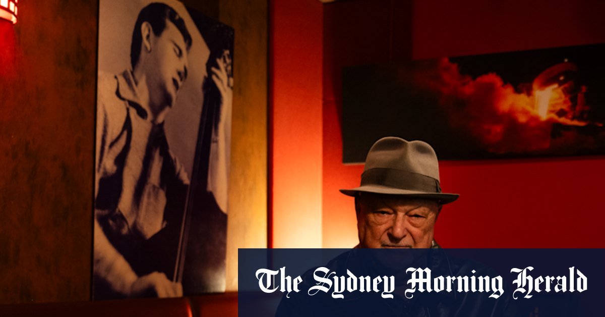 The slender of the music of the Sydney Legendary music stops their doors