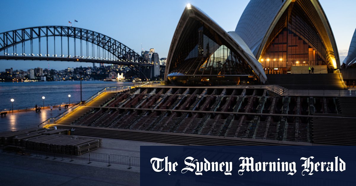 Sydney operates House stairs of action for weeks