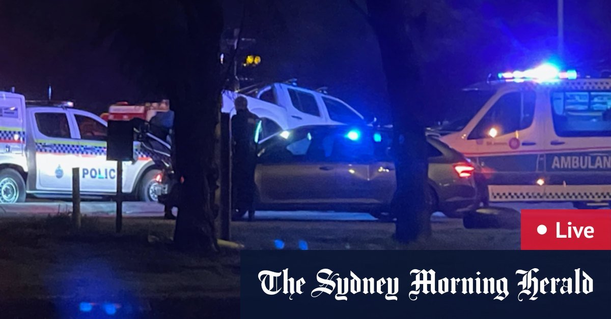 A dead, two wounds in horror horror crash; WA CRISE HEARING CRISIS.