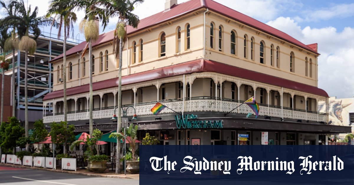 Brisbane lodging workers walk from work to protest more than the ithingness event