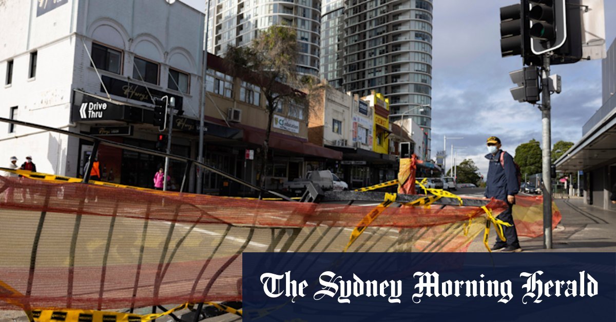 Tip of Paramatta and transportation for Responsibility NSW for the route fence outside the air station of eppipping