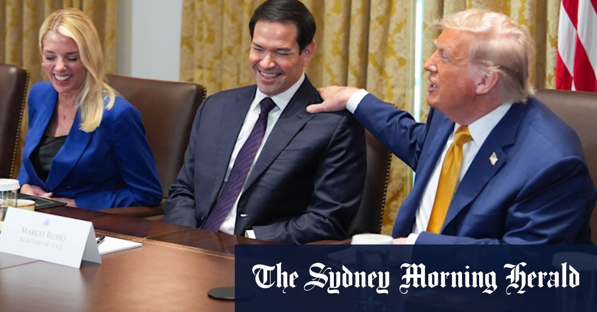 Trump defends the lawyer's lawyer lawyer to rebate to free additional documents