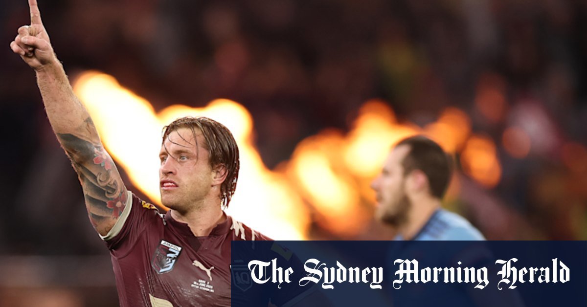 The Tragedy Queensland Queensland Choons Captain Cameron Munster in front of decent origin state