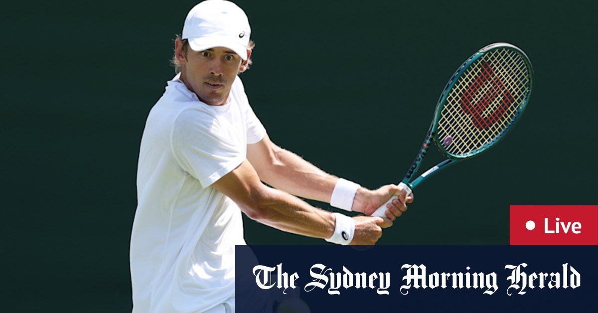 Australian Faces Off in the first round action