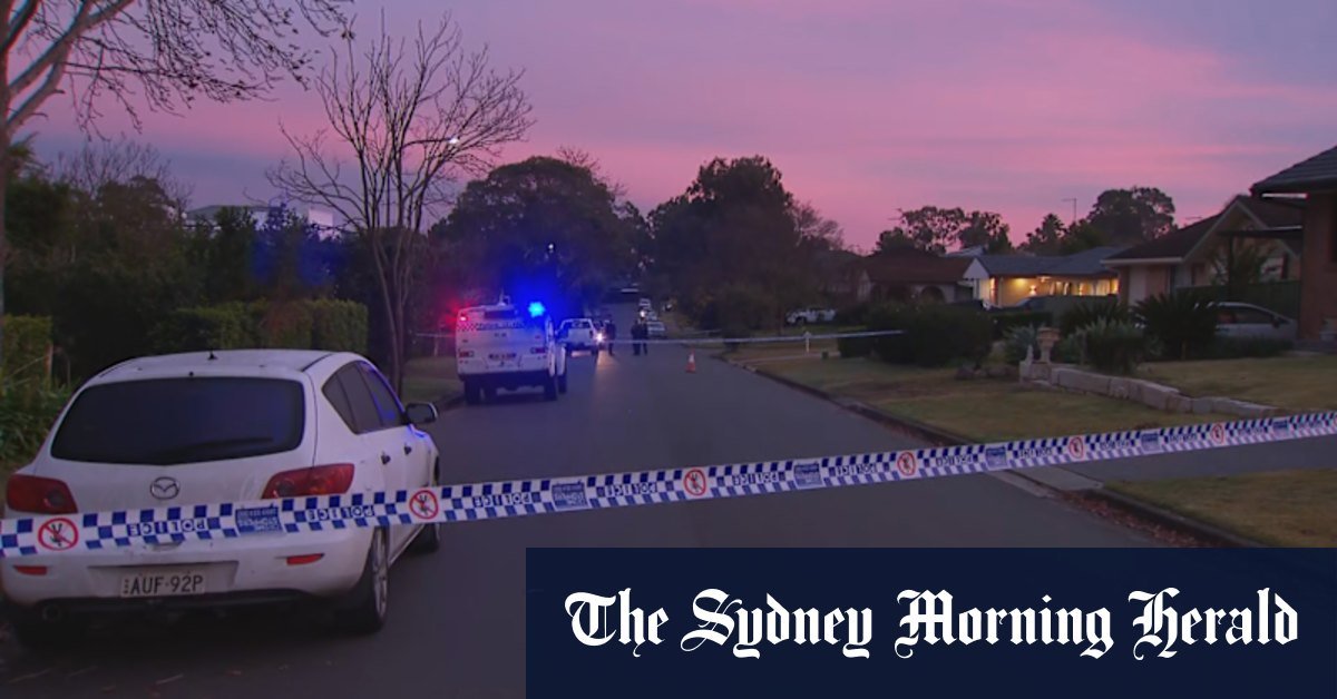 Toddler runs out the death after Gunshots Spray Sydney