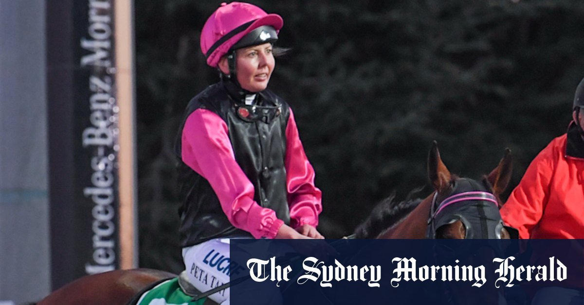 Peta Tait Dies after being in the head from a horse in Cransbourne Training Center, busingtin racing confirms