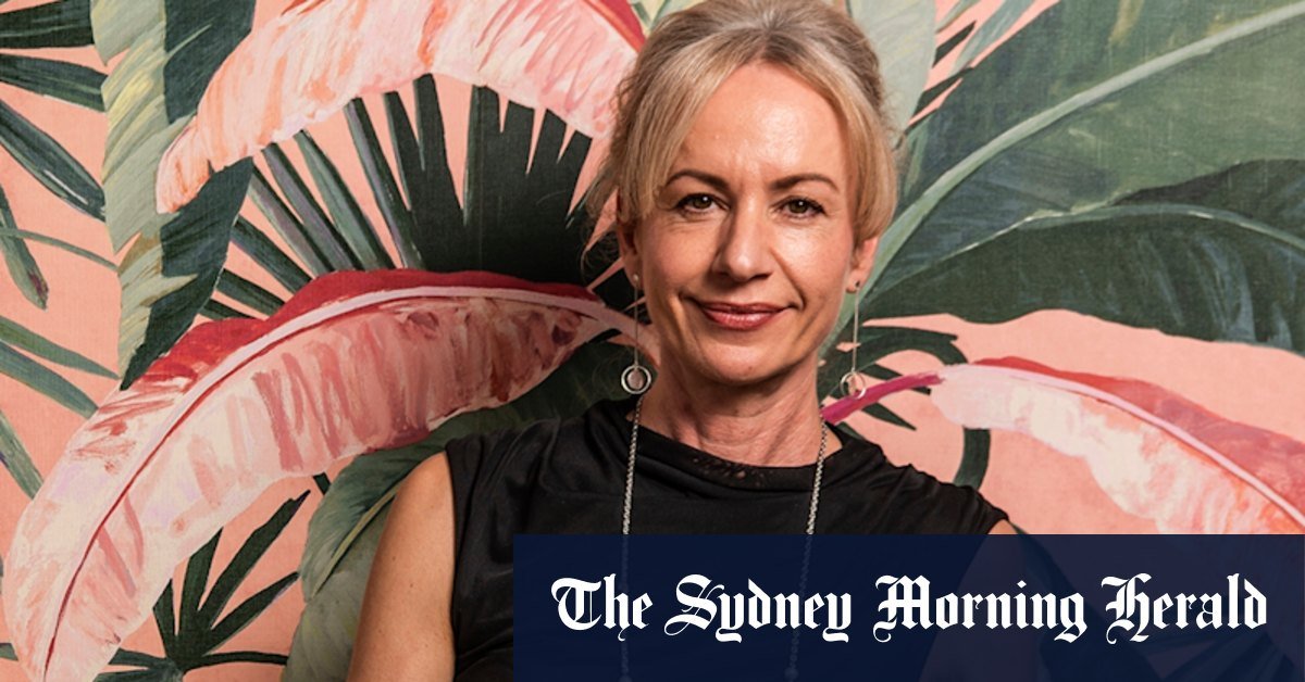 A hormone was a game-changing for Andrea perimenopause. She wants other women also have access, even