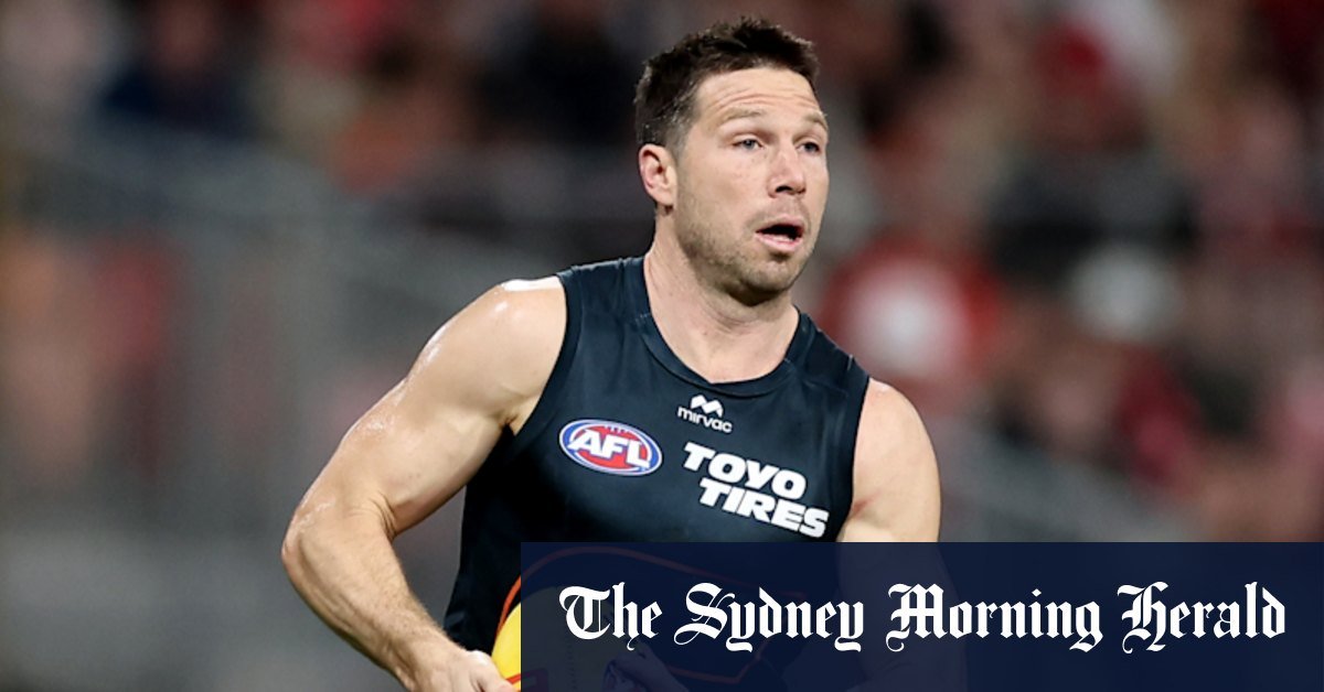 Gias Gias 'Toby Greena makes the breakdown on the alleged catch on Sydney SWans' Dane Rampe