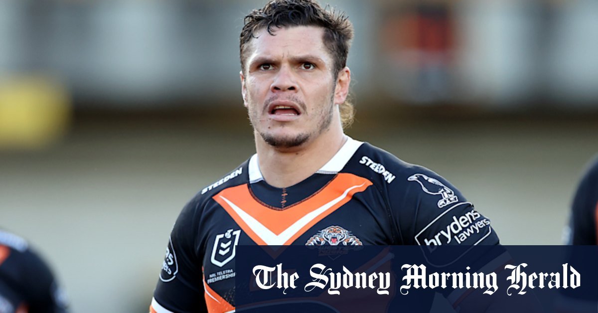 Ex-Nrl Star James Roberts has cleared drugs, cash charges
