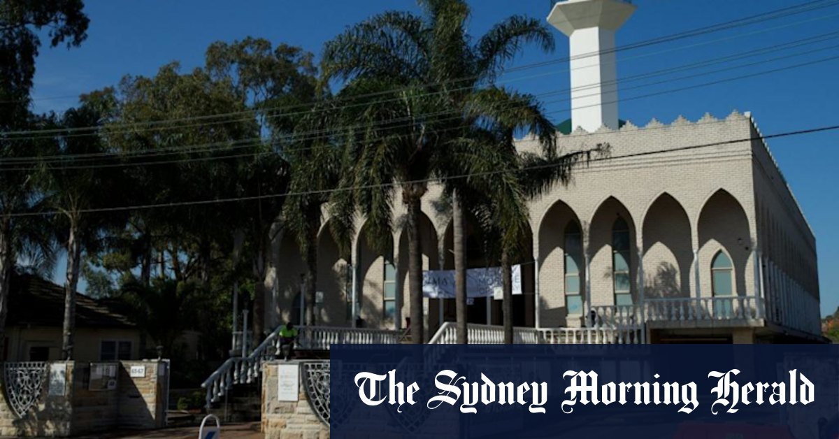 Lakema moschea called Minaret Prayer decision to Canterbury-Bankstown Board